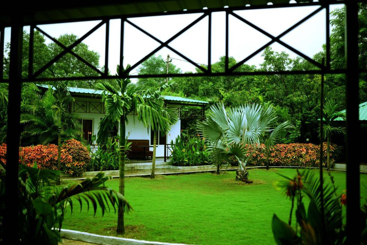 Elitehotels And Resorts Pvt Ltd Alībāg Eksteriør billede